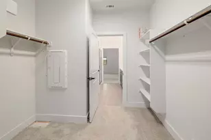 6111 Dumfries Ln, Austin, TX 78744 - Photo 17