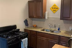 808 E 46th St, Austin, TX 78751 - Photo 11