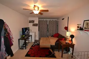 808 E 46th St, Austin, TX 78751 - Photo 15