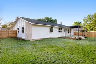 7707 Whitsun Dr, Austin, TX 78749 - Photo 25