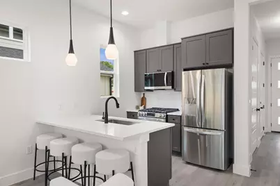 1700 Pennsylvania Avenue, Austin, TX 78702 - Photo 9