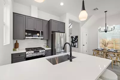 1700 Pennsylvania Avenue, Austin, TX 78702 - Photo 13