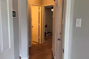 328 Altamont St, Hutto, TX 78634 - Photo 11