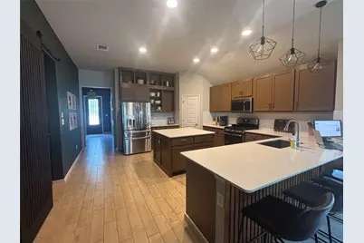 204 Patriot Drive, Buda, TX 78610 - Photo 3