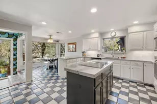 10810 Wintergreen Hill, Austin, TX 78750 - Photo 9