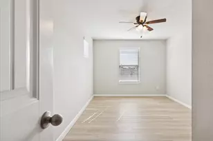 801 Vaughn St, Georgetown, TX 78628 - Photo 31