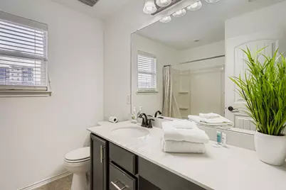 7020 Ondantra Bend, Austin, TX 78744 - Photo 21