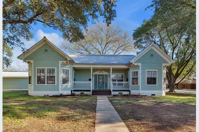 303 S Franklin Street, La Grange, TX 78945 - Photo 1