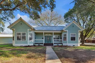 303 S Franklin St, La Grange, TX 78945 - Photo 1