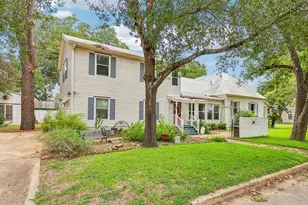 601 Garwood St, Smithville, TX 78957 - Photo 31