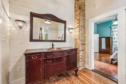 601 Garwood Street, Smithville, TX 78957 - Photo 21