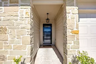 1425 London Wy, Lockhart, TX 78644 - Photo 3