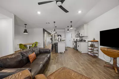 1425 London Way, Lockhart, TX 78644 - Photo 13