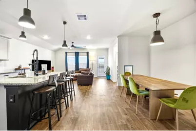 1425 London Way, Lockhart, TX 78644 - Photo 5