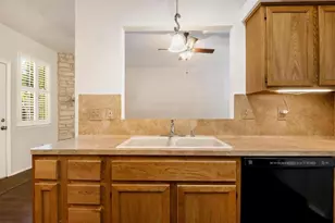 6501 Brush Country Rd, Austin, TX 78749 - Photo 15