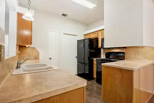 6501 Brush Country Rd, Austin, TX 78749 - Photo 9
