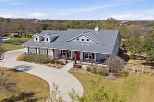 219 Skyline Rd, Georgetown, TX 78628 - Photo 3