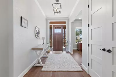 219 Skyline Road, Georgetown, TX 78628 - Photo 7