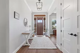 219 Skyline Rd, Georgetown, TX 78628 - Photo 7