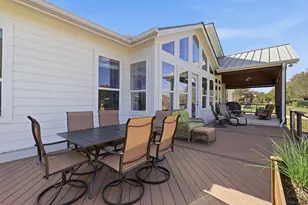 219 Skyline Rd, Georgetown, TX 78628 - Photo 31