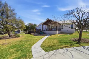 219 Skyline Rd, Georgetown, TX 78628 - Photo 33