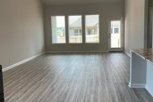 136 Grn Knl Ln, Georgetown, TX 78628 - Photo 5