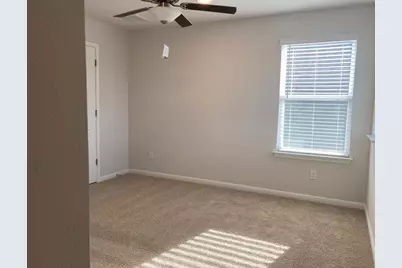 136 Green Knoll Lane, Georgetown, TX 78628 - Photo 9