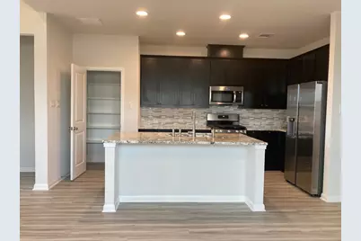 136 Green Knoll Lane, Georgetown, TX 78628 - Photo 3