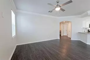 12215 Hunters Chase Dr, Austin, TX 78729 - Photo 9