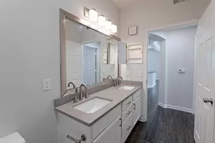 12215 Hunters Chase Dr, Austin, TX 78729 - Photo 15