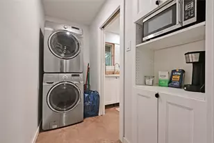 4505 Dudley Dr, Austin, TX 78735 - Photo 15