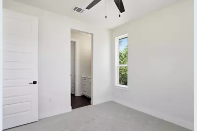 2301 E 10th Street, Austin, TX 78702 - Photo 19