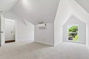 2301 E 10th St, Austin, TX 78702 - Photo 33