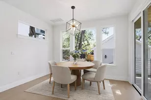 2301 E 10th St, Austin, TX 78702 - Photo 17