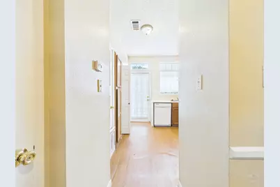 2300 Leon Street #204, Austin, TX 78705 - Photo 5