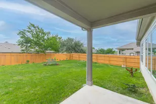 527 Bridgestone Way, Buda, TX 78610 - Photo 19