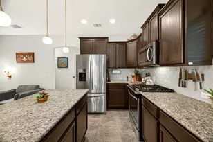 2316 Forsam Bend, Austin, TX 78725 - Photo 7