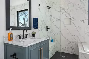 910 Tillery St, Austin, TX 78702 - Photo 21