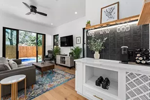 910 Tillery St, Austin, TX 78702 - Photo 13