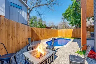 910 Tillery St, Austin, TX 78702 - Photo 33