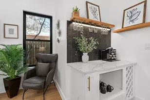 910 Tillery St, Austin, TX 78702 - Photo 13