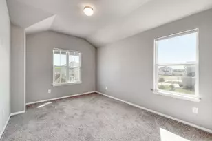 340 Black Opal Dr, Jarrell, TX 76537 - Photo 17