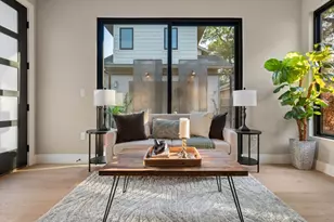 1401 E 3rd St, Austin, TX 78702 - Photo 11