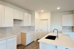 116 Bouldin Acres Pass, San Marcos, TX 78666 - Photo 3