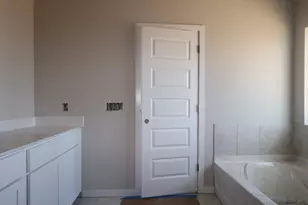 4704 Lava Is Dr, Austin, TX 78747 - Photo 11