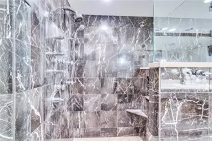 54 Rainey St, Austin, TX 78701 - Photo 31