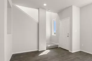 171 Daylily Dr, Elgin, TX 78621 - Photo 7