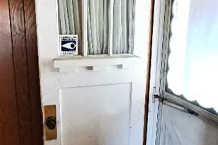 507 Sloan St, Taylor, TX 76574 - Photo 5