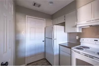 5305 Indio Drive #B, Austin, TX 78745 - Photo 5