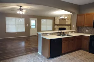 136 Trinity Dr, Kyle, TX 78640 - Photo 11